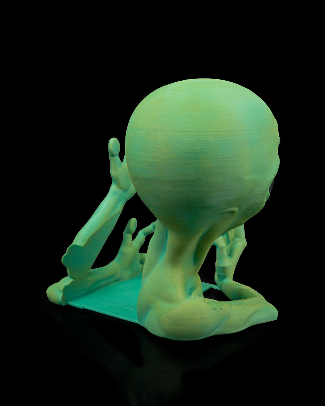 601 Alien Shelf Invader Bookend