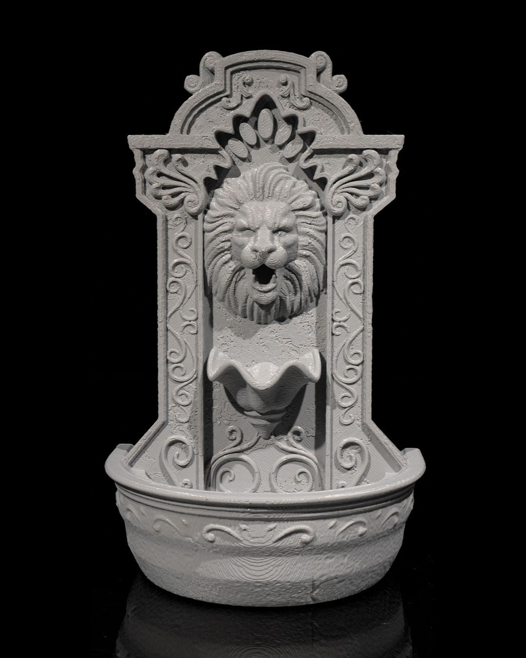 10005 Lion Courage Fountain Backflow Incense Burner